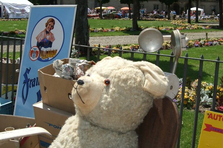 Teddy auf dem Flohmarkt