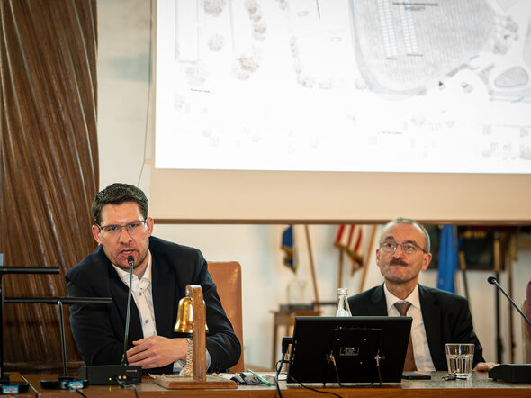 OB Dominik Sauerteig, Vertreter des Stadtrats und der SÜC beantworteten Fragen zum Aquaria-Neubau aus der Bevölkerung