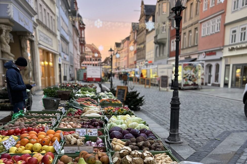 Marktstand in der Spitalgasse während der Weihnachtszeit