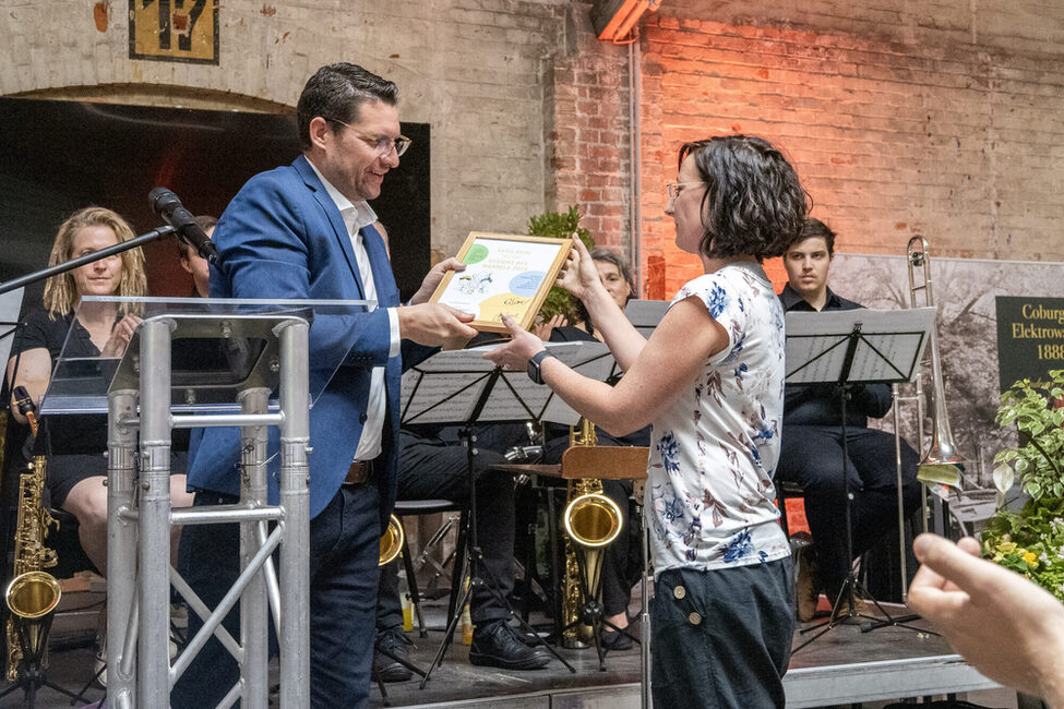 Katja Krug bei der Preisübergabe