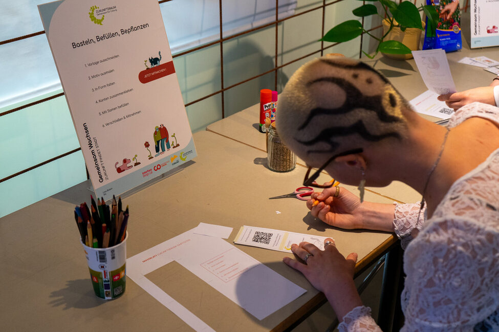 Unter dem Titel „Zukunft findet Stadt“ haben die Studierenden Kommunikationsstrategien entwickelt und im Zukunftsraum präsentiert.