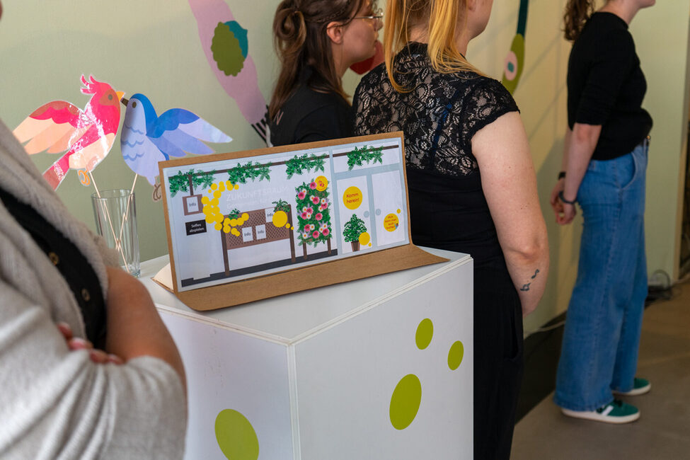 Unter dem Titel „Zukunft findet Stadt“ haben die Studierenden Kommunikationsstrategien entwickelt und im Zukunftsraum präsentiert.