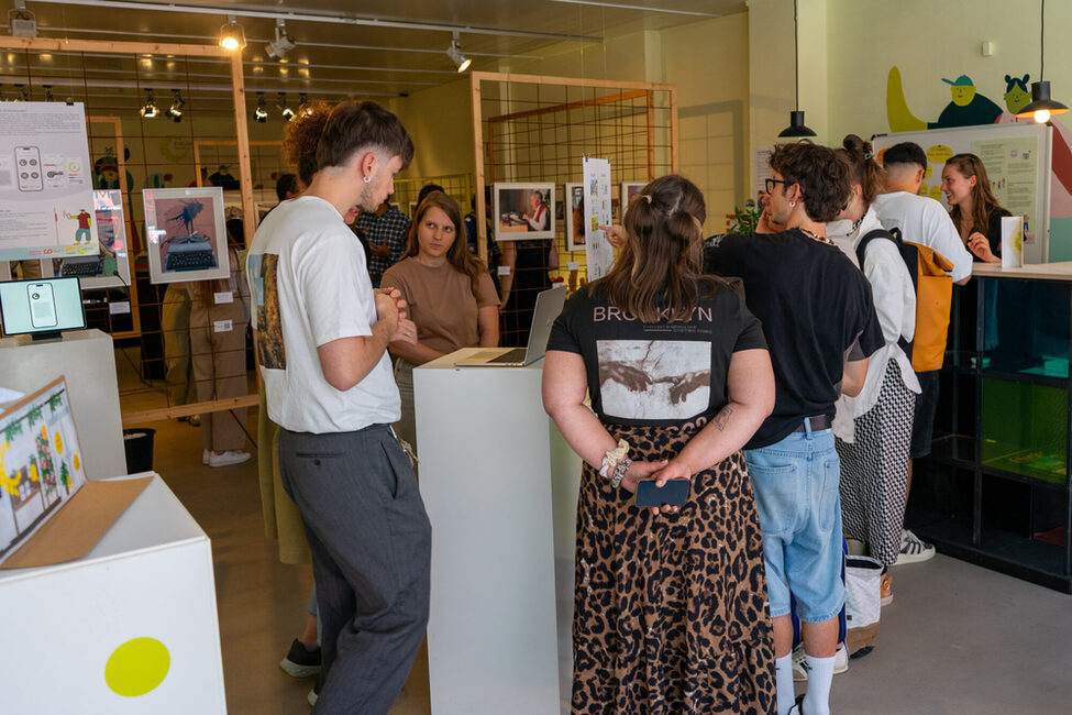 Unter dem Titel „Zukunft findet Stadt“ haben die Studierenden Kommunikationsstrategien entwickelt und im Zukunftsraum präsentiert.