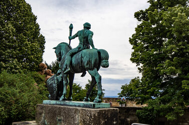 Lichtbringer zu Pferde, Denkmal zur Erinnerung an Martin Luther auf der Veste Coburg