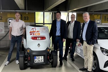 An acht Stellplätzen im Parkhaus Zinkenwehr können Sie nun E-Autos laden.