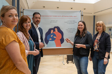 Ausstellung zum Thema Depression im Ämtergebäude