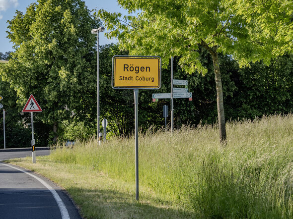 Ortsschild Rögen
