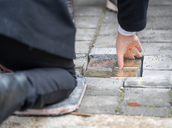 Stolpersteinverlegung 2024 mit 3. Bürgermeister Can Aydin