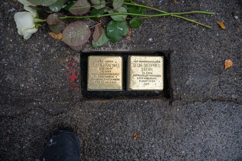 Stolpersteinverlegung 2024 mit 3. Bürgermeister Can Aydin