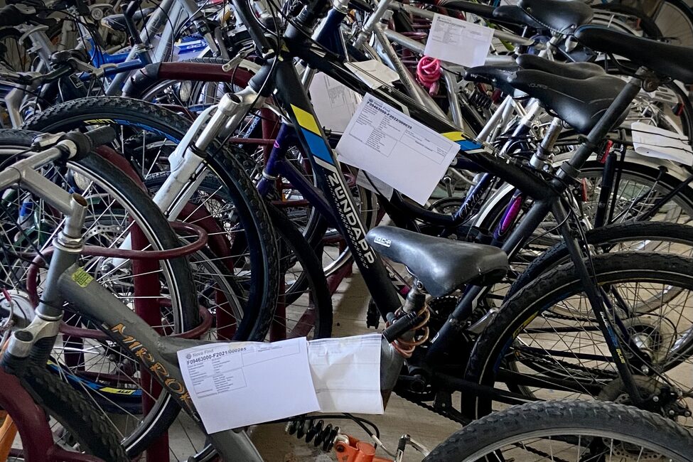 Gefundene Fahrräder aus dem Stadtgebiet warten auf neue Besitzer*innen