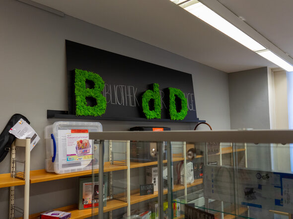 Foto von der Bibliothek der Dinge in der Stadtbücherei