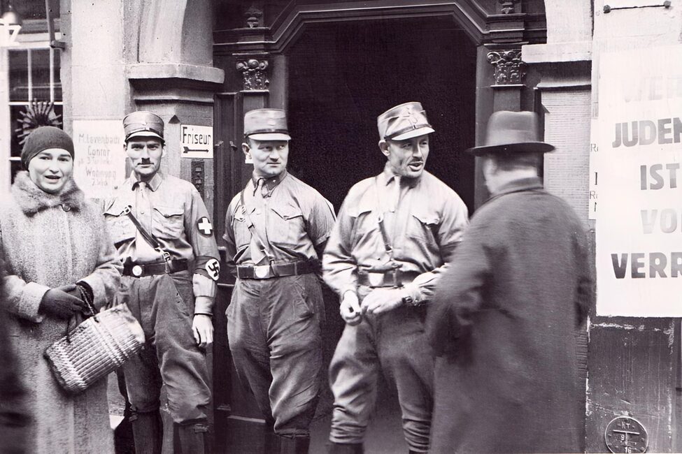 Boykott der Anwaltskanzlei Baer am 1. April 1933